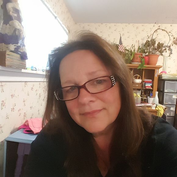 Meet your Posher, Rebecca - Picture 1 of 1